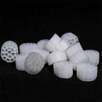 Llenador en lecho fluidificado biológico plástico flotante de filtro del HDPE MBBR medios