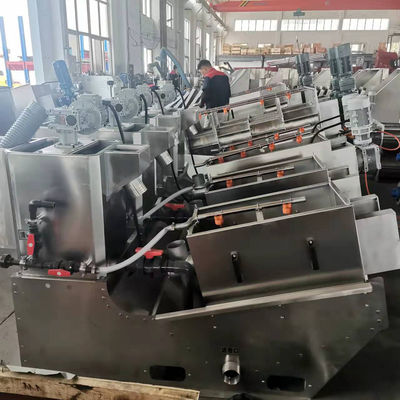 A vite automatico della macchina a spirale di disidratazione dei fanghi di separazione di solido liquido SS304