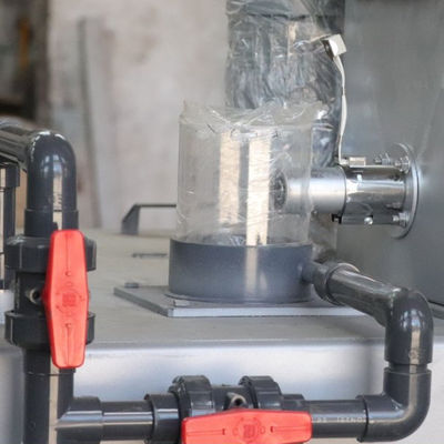 統合された隣酸塩のための凝集剤 PAM/PAC 自動投薬装置