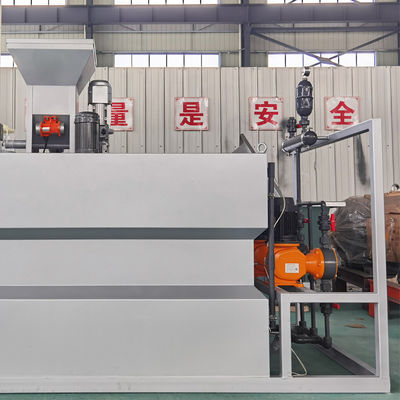 तीन कक्ष PAM/PAC शुष्क पाउडर खुराक उपकरण एकीकृत 4000L/H