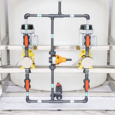 Mistura de dissolução de dose automática completa da máquina 4500L/H integrada