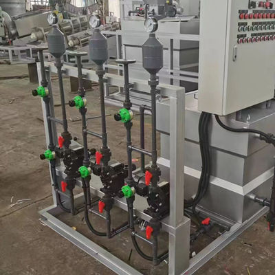 Sal baixo ácido do tratamento da água automático que dosa o sistema 500L-500000L