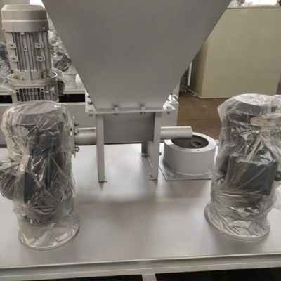 排水処理のためのシステムに投薬する6000L乾燥した化学力ポリマー